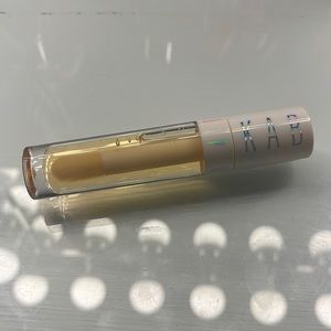 KAB lemon lip oil